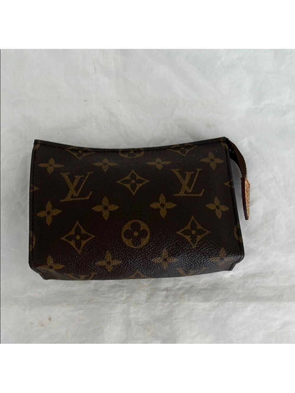 Louis Vuitton Monogram Toiletry 15
